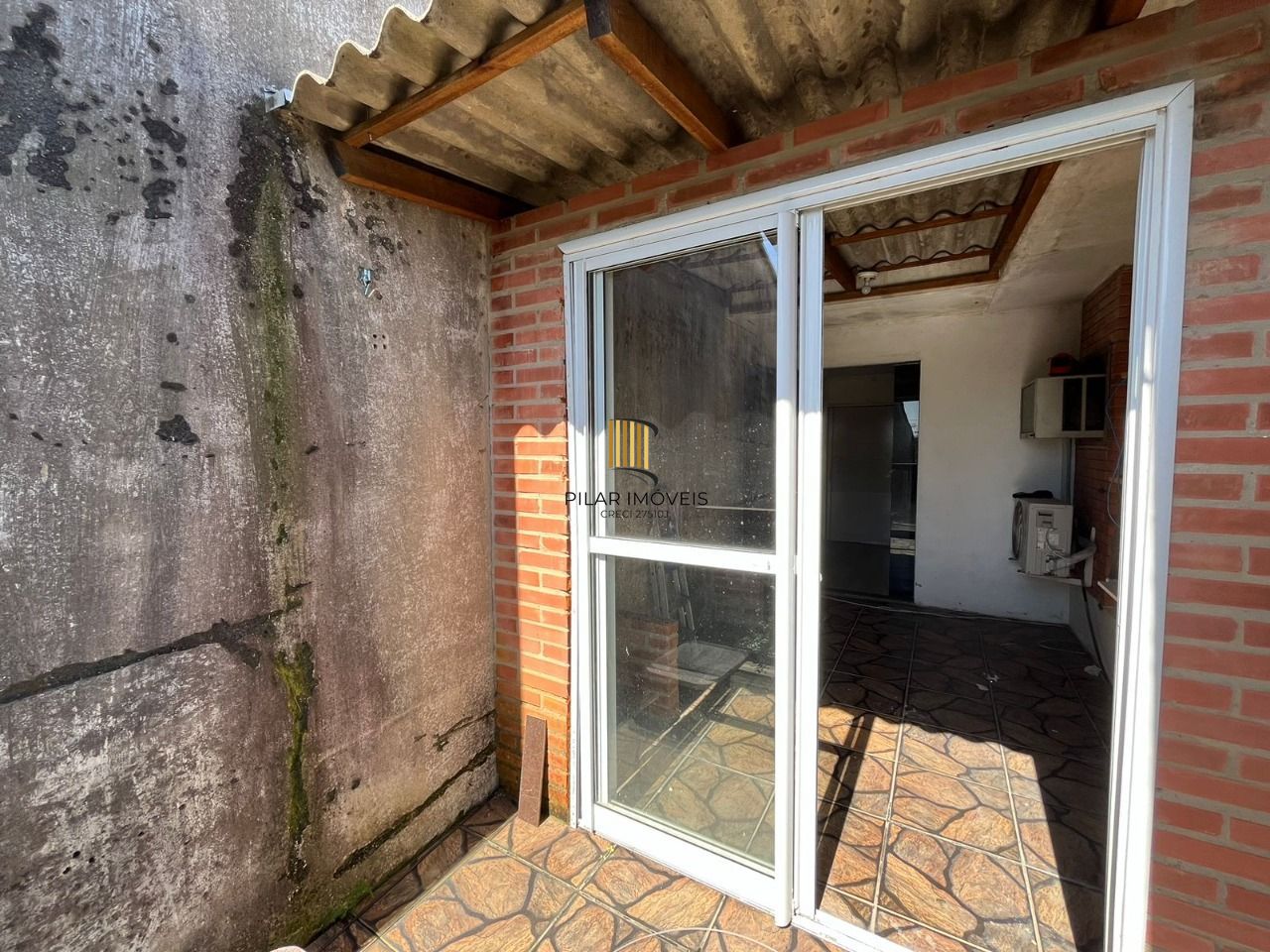 Casa 3 Dormitório(s) Bairro Guarujá