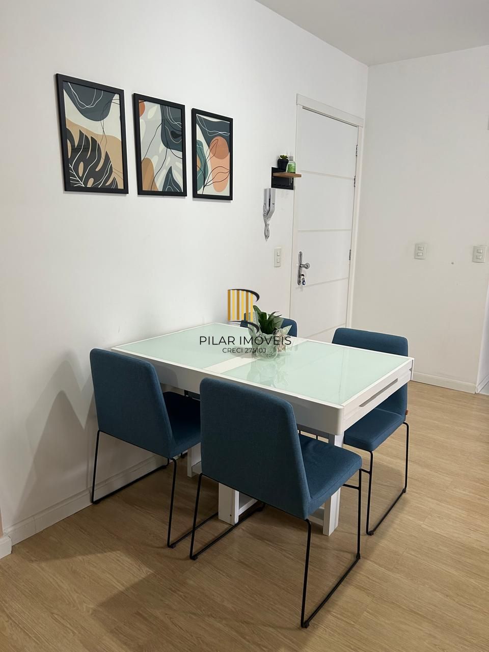 APARTAMENTO 2 DORMITÓRIOS COM SUITE - 2 BANHEIROS - VAGA COBERTA - INFRAESTRUTURA