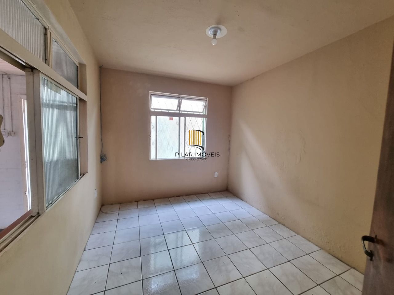 Casa com 3 dormitórios, 200 m² - venda por R$ 600.000,00 ou aluguel por R$ 1.400,00/mês - Cavalhada - Porto Alegre/RS