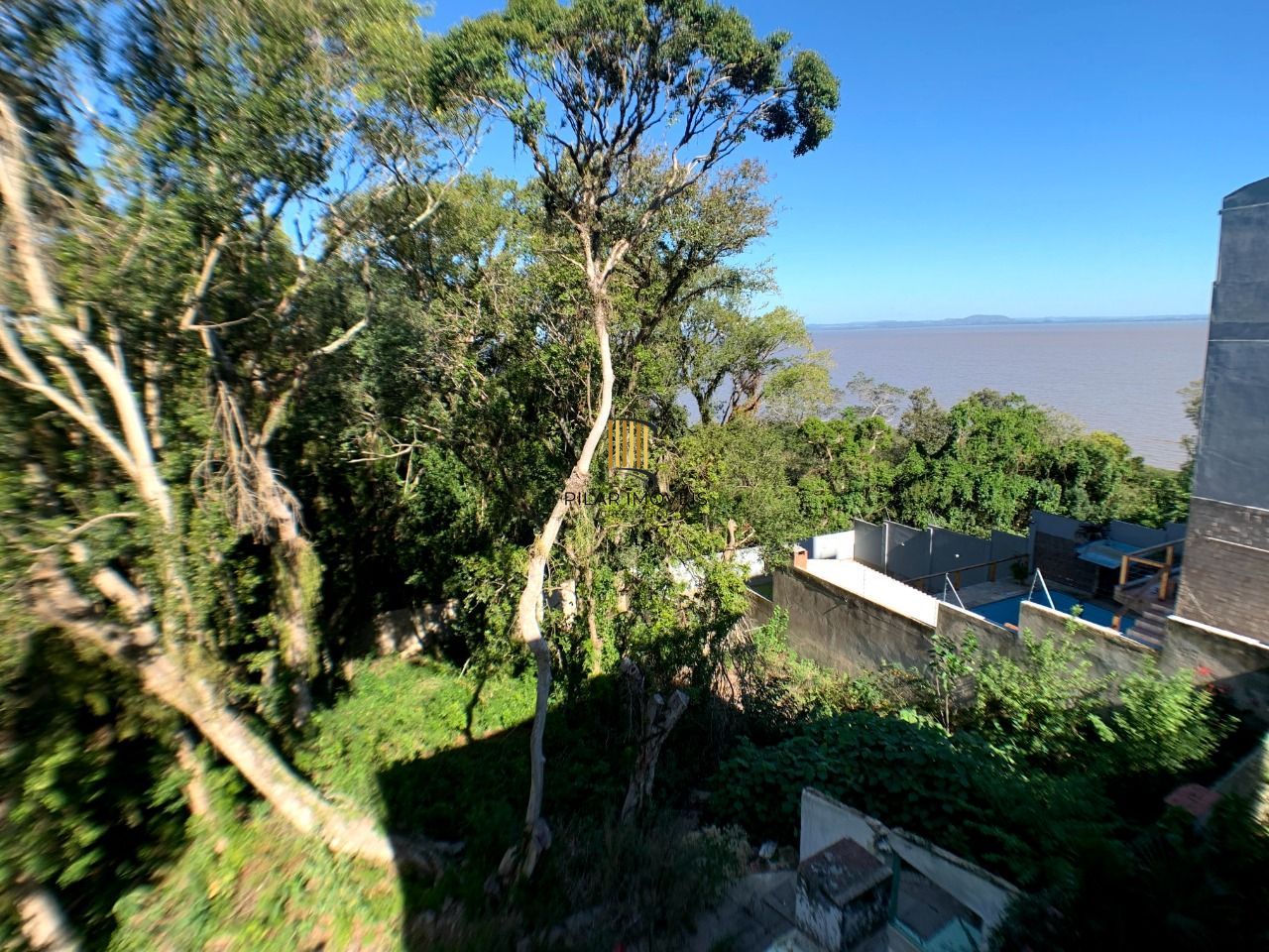 Terreno para Venda - 1.100m² Com Vista Para o Guaíba