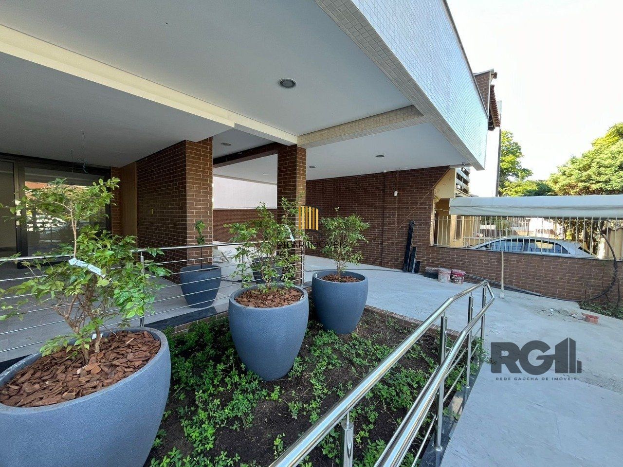 Apartamento 03 Suítes / Sacada/ 131m /  Rua José Gomes / Tristeza
