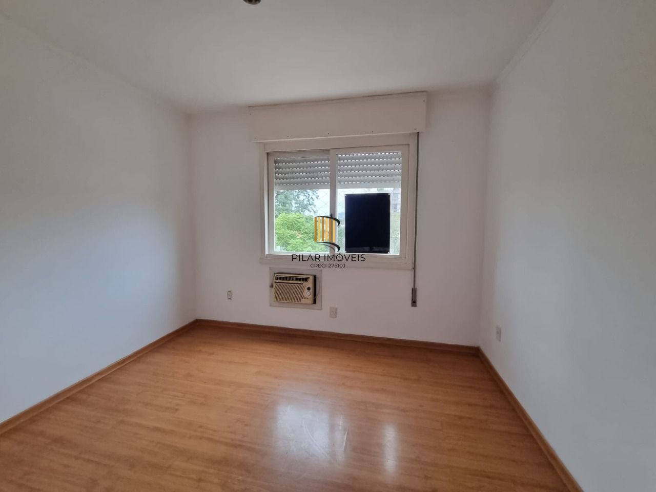 Apartamento 02 Dormitórios e 01 Vaga Próximo a Avenida Ipiranga