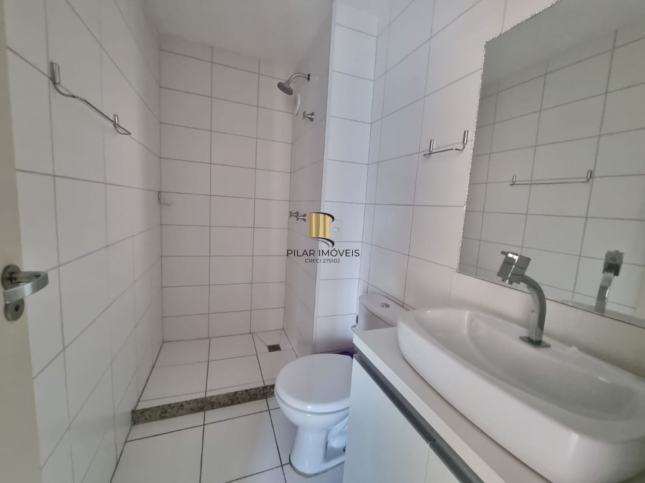 Apartamento 2 Dormitórios Mobiliado Bairro Cavalhada
