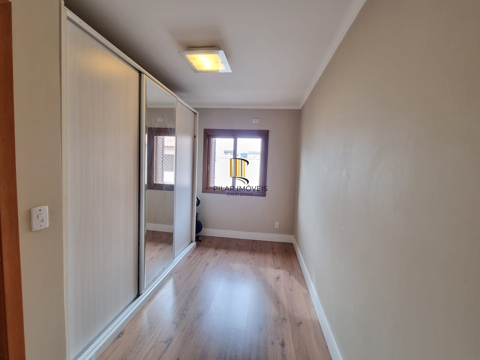 Casa 3 Dormitórios / Pátio com Churrasqueira / Jardins do Prado