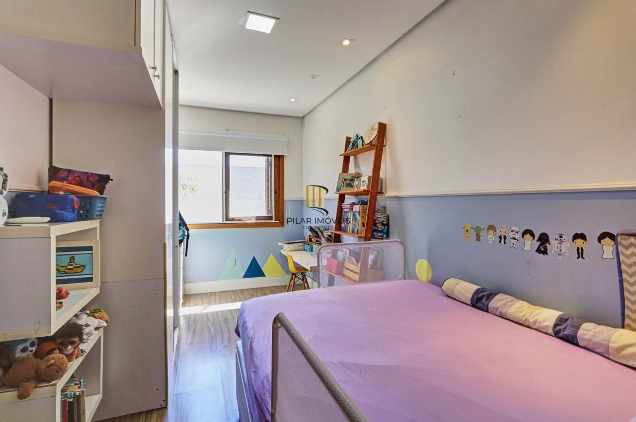 Casa de Condomínio 3 dormitórios no bairro Vila Nova