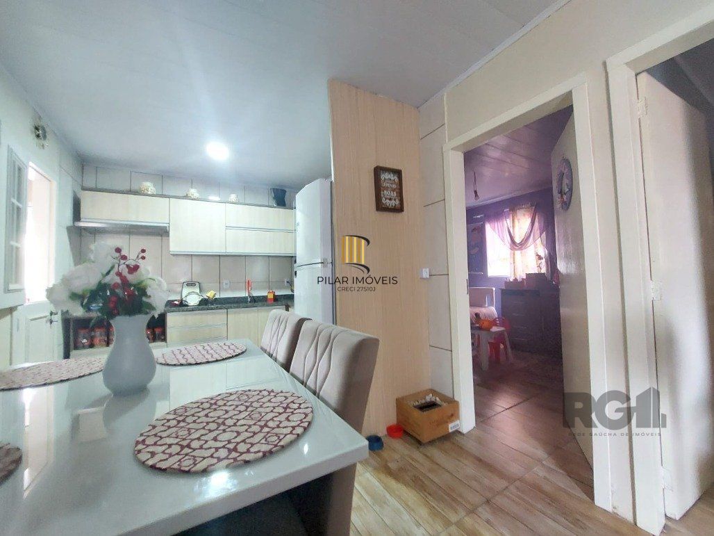 Casa 3 Dormitório(s) Bairro Restinga