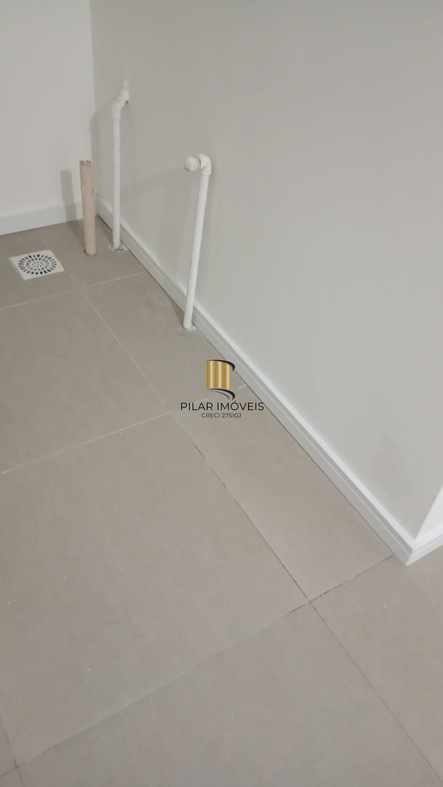 Apartamento 2 dormitórios no bairro Lomba do Pinheiro