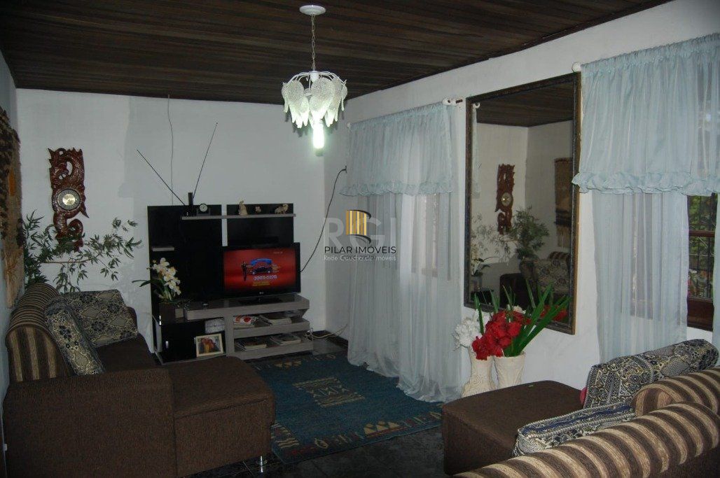 Casa 2 Dormitório(s) Bairro Ponta Grossa