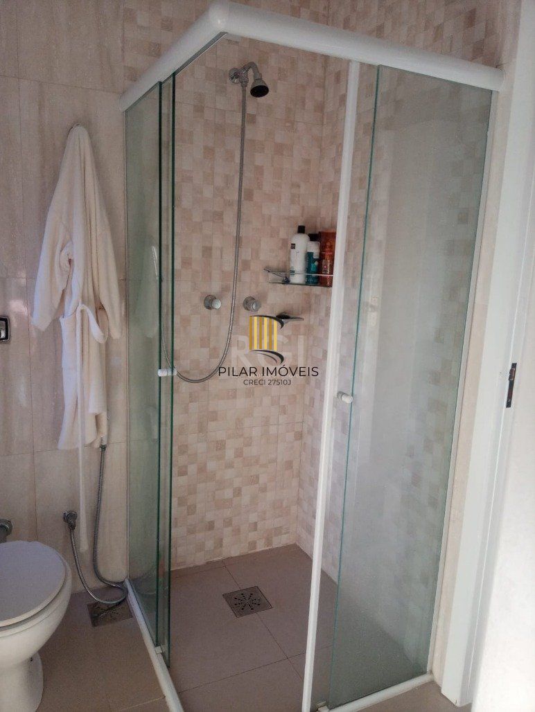 Casa 3 Dormitório(s) Bairro Imperial Parque