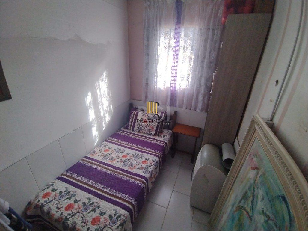 Casa para Venda - 103m², 2 dormitórios, 1 vaga - Hípica