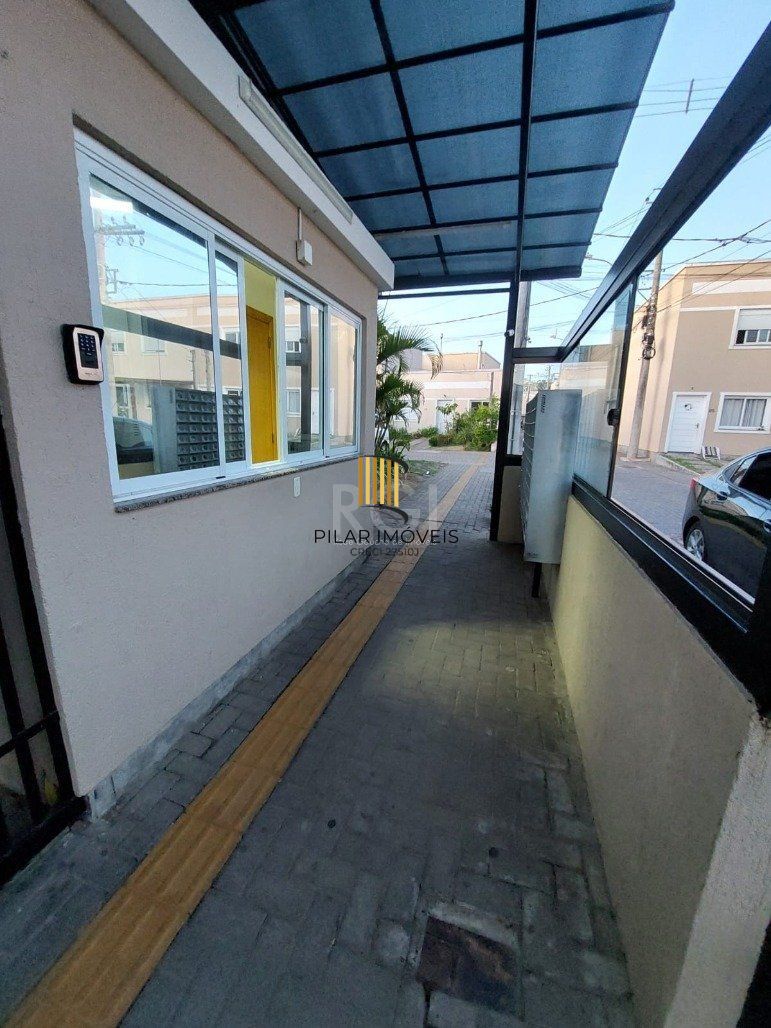 Sobrado 2 Dormitório(s) Bairro Restinga