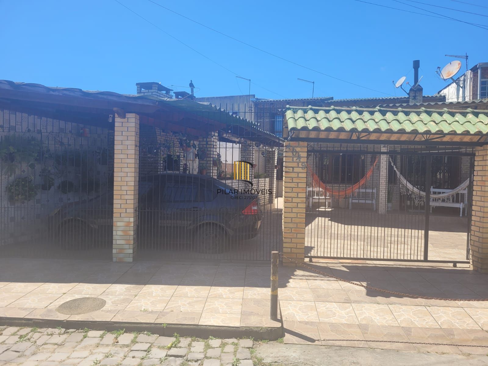 Casa 4 dormitórios no bairro Restinga