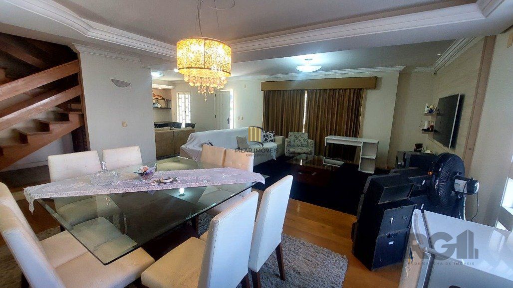 Casa 4 dormitórios no bairro Espírito Santo