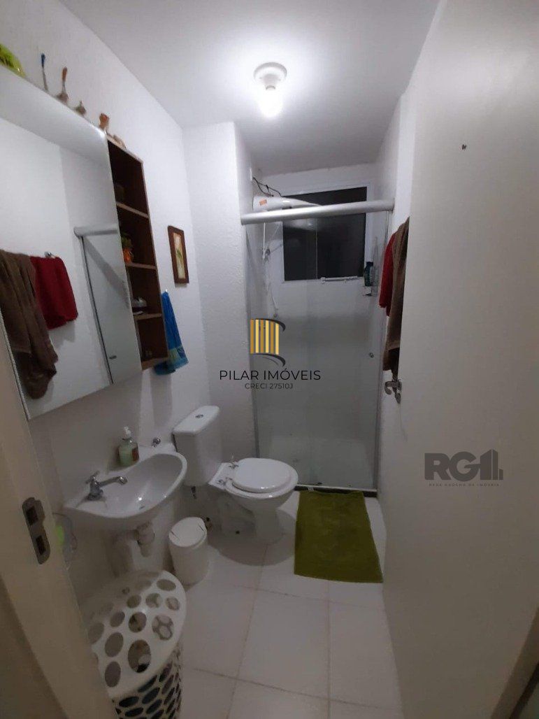 Apartamento 2 Dormitório(s) Bairro Mario Quintana