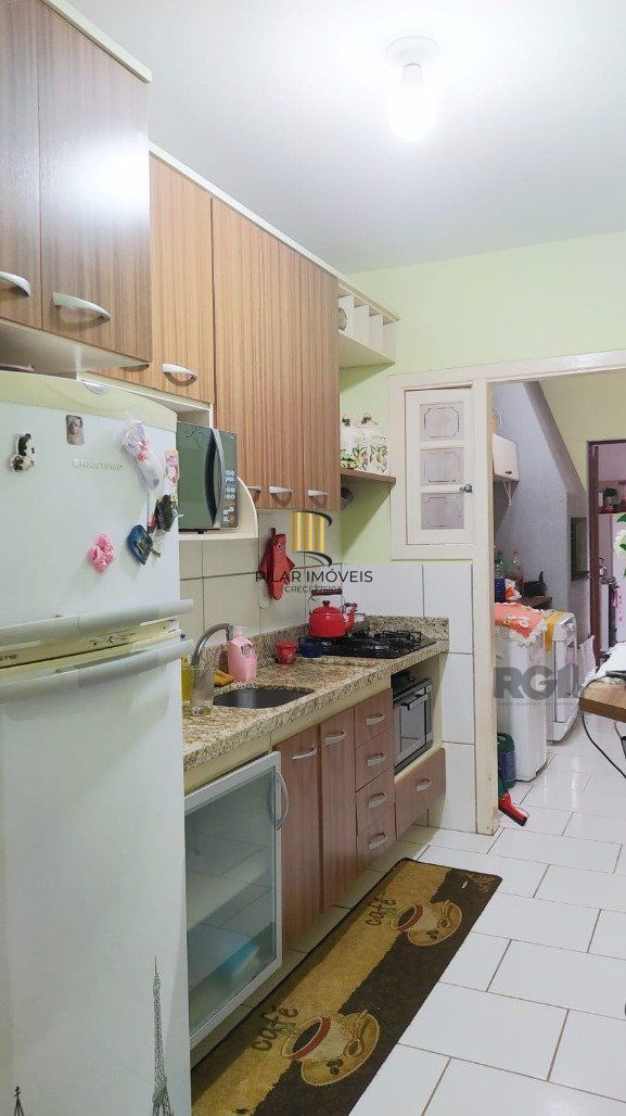 Casa 2 dormitórios no bairro Hípica