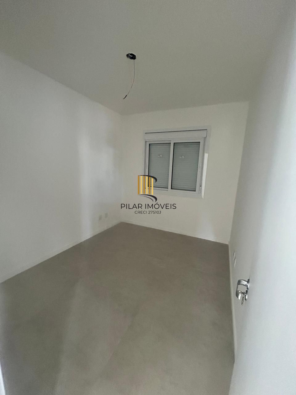 Casa 3 Dormitório(s) Bairro Hípica