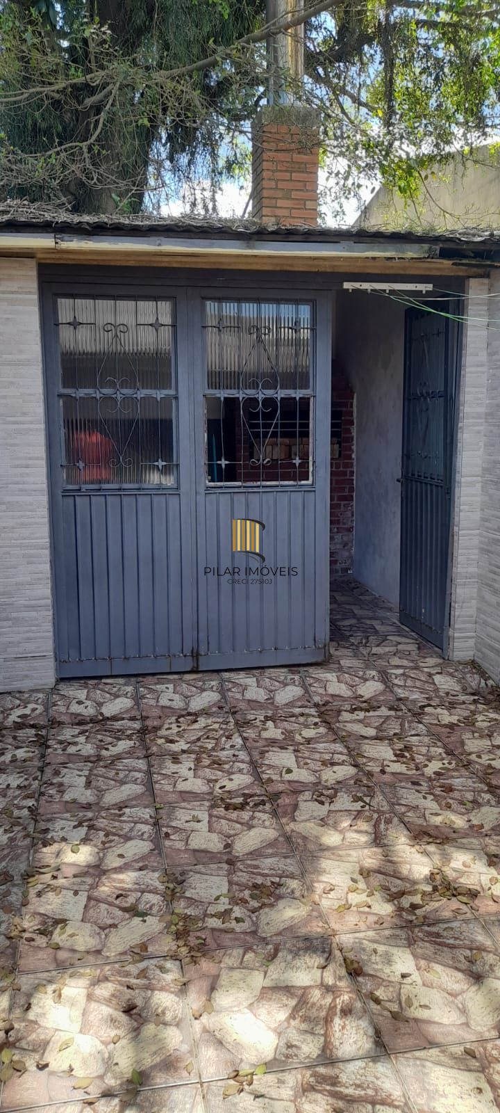 Casa 2 dormitórios no bairro Hípica