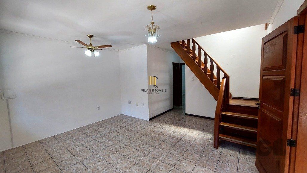 Casa de Condomínio 3 dormitórios no bairro Glória