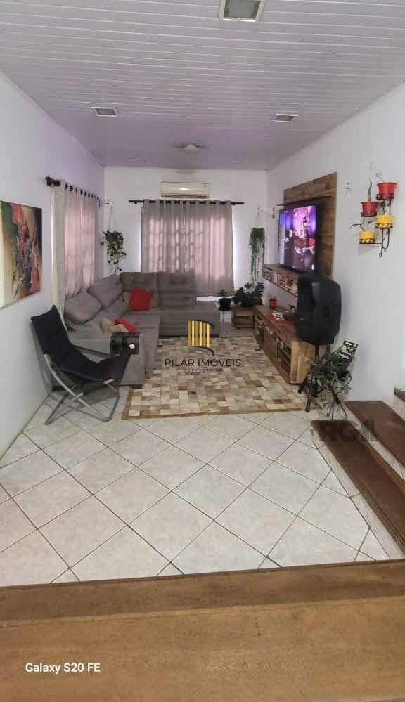 Casa 2 Dormitório(s) Bairro Ipanema
