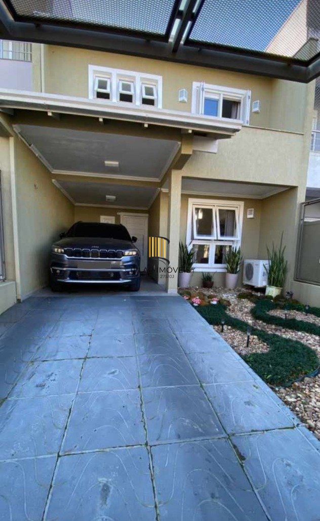 Casa 3 Dormitório(s) Bairro Hípica