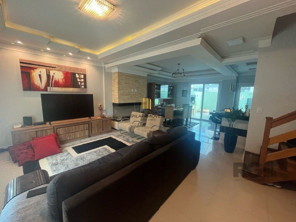 Casa de Condomínio 3 dormitórios no bairro Hípica