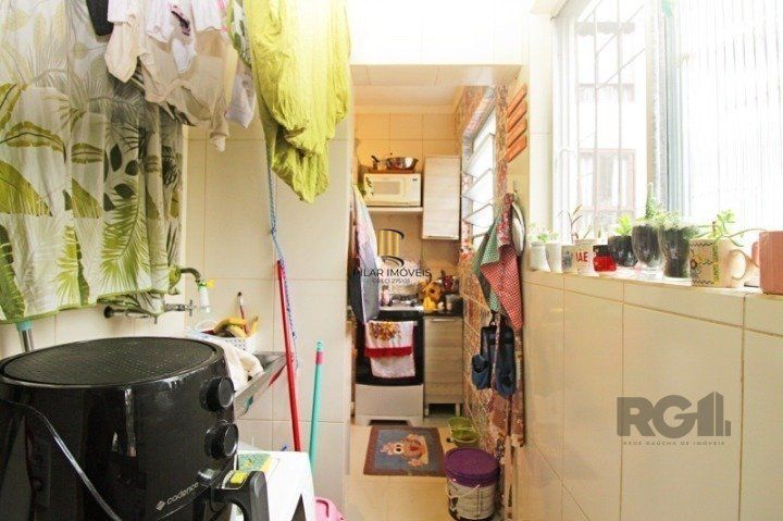 Apartamento 2 Dormitório(s) Bairro Nonoai