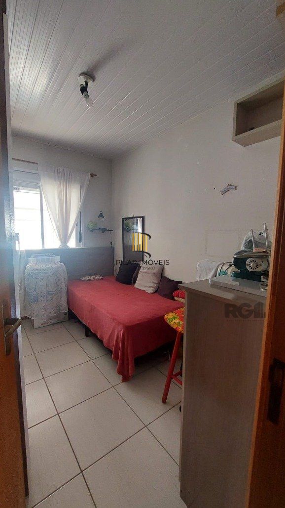 Casa Condominio 2 Dormitório(s) Bairro Hípica