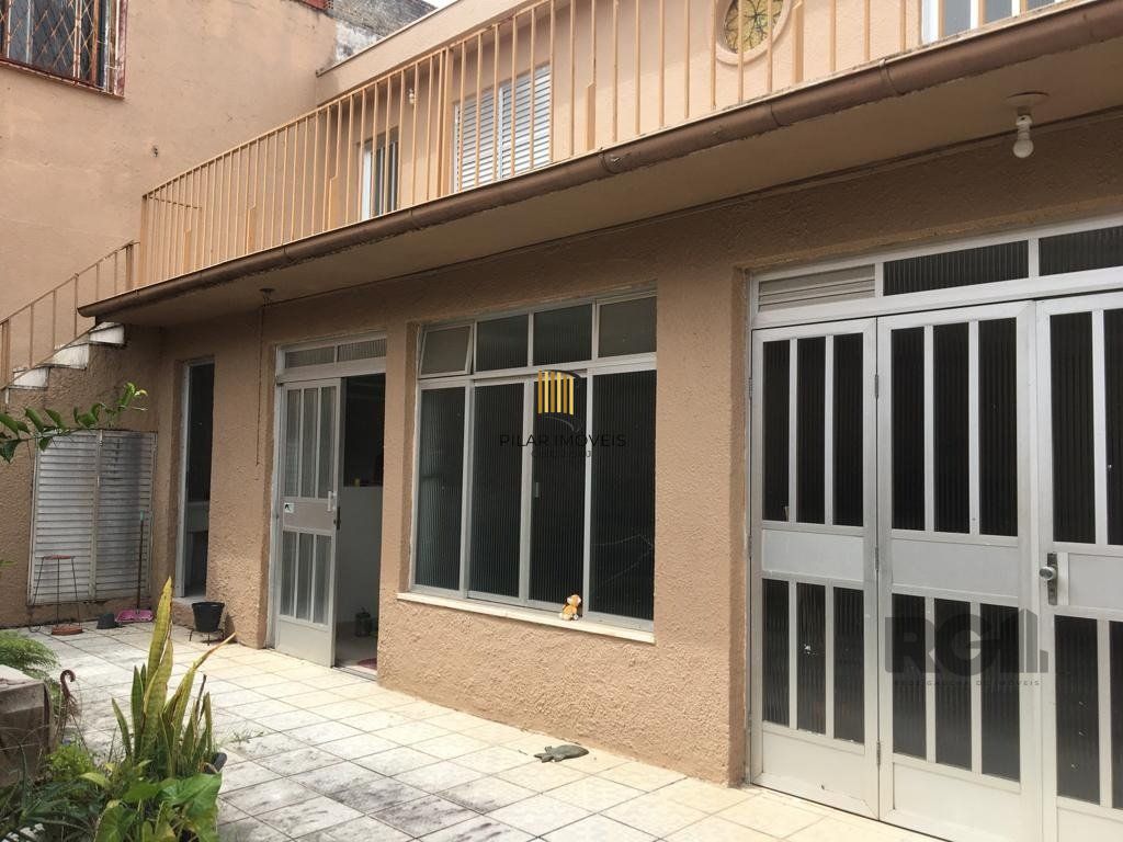 Casa 3 Dormitório(s) Bairro Nonoai