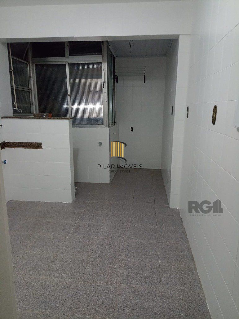 Apartamento 2 Dormitório(s) Bairro Cavalhada