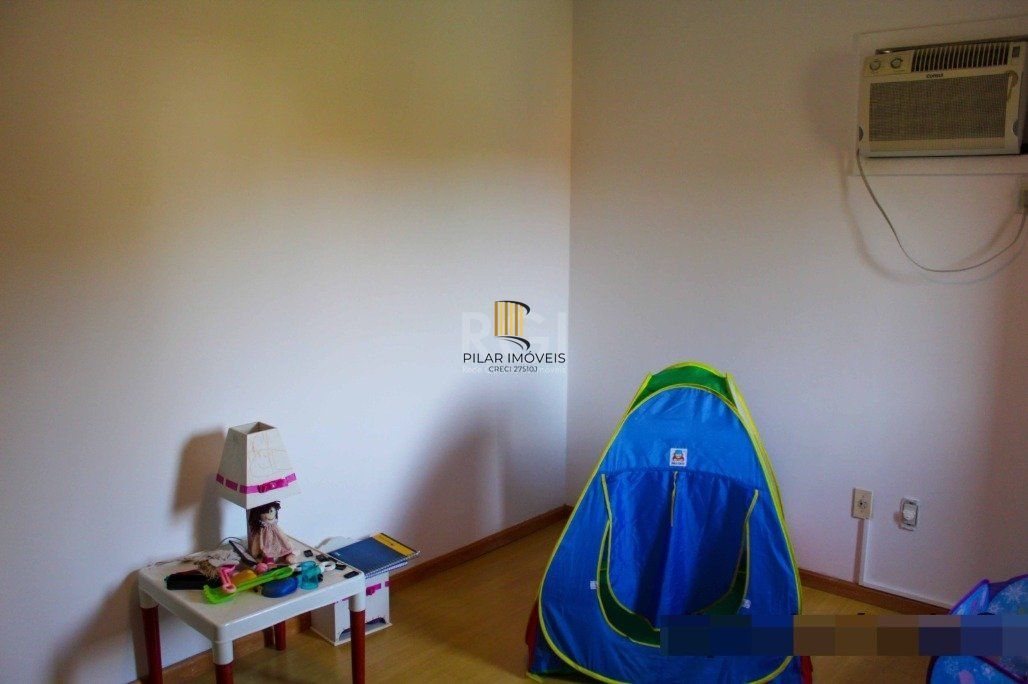 Sobrado para Venda - 266m², 3 dormitórios, sendo 1 suites, 2 vagas - Ipanema