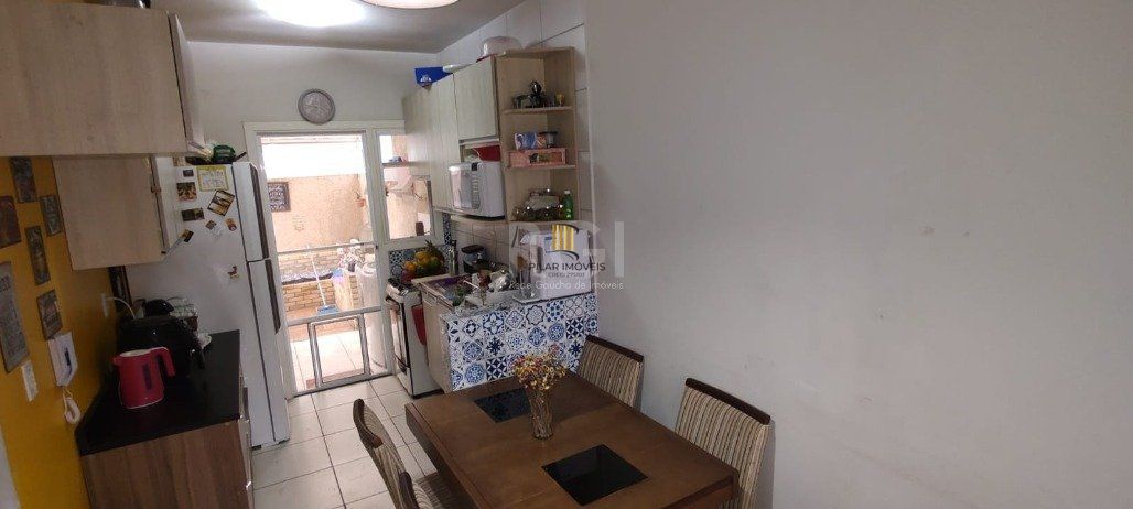 Casa Condominio 2 Dormitório(s) Bairro Hípica