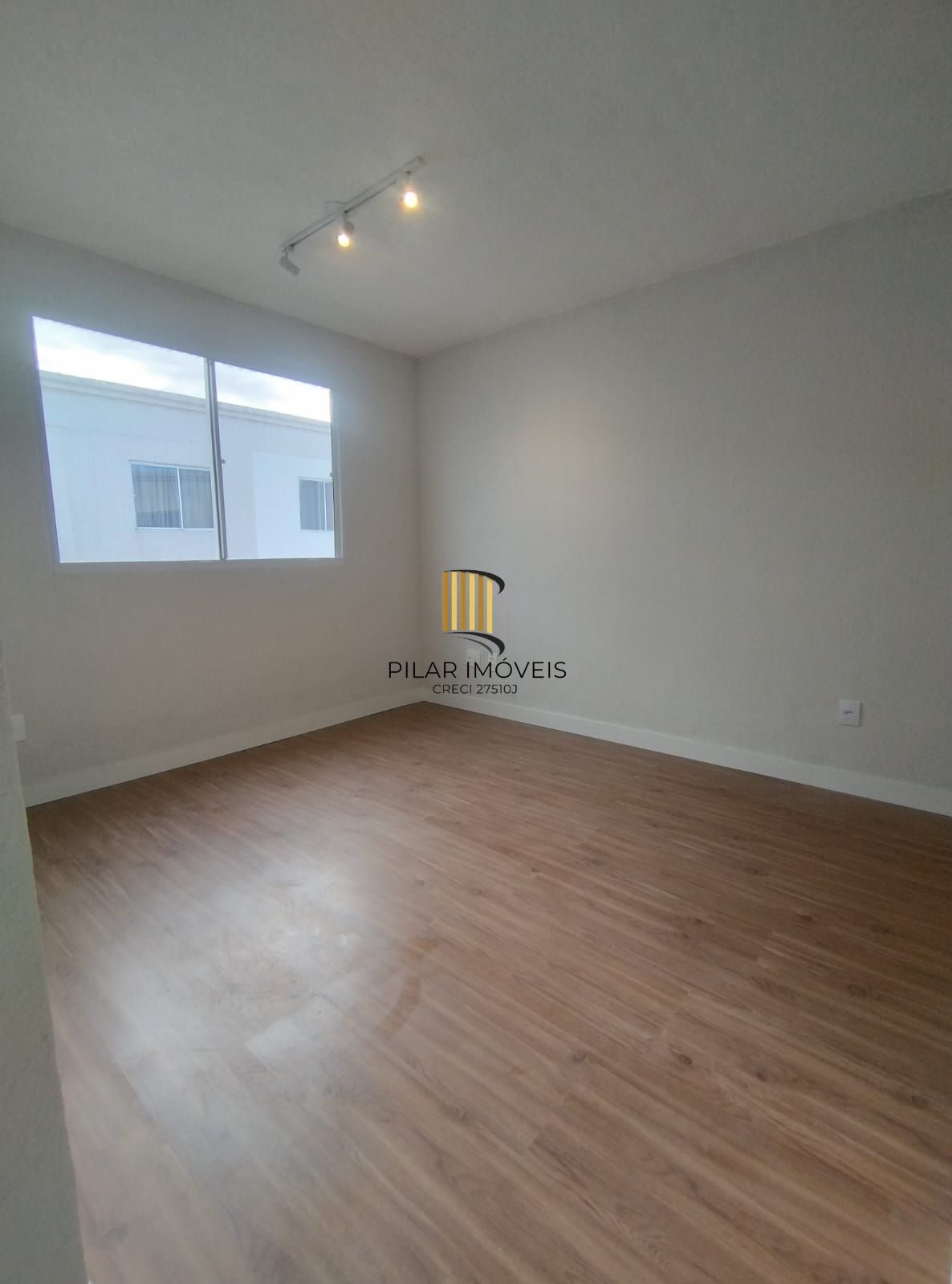 Apartamento 2 dormitórios no bairro Restinga