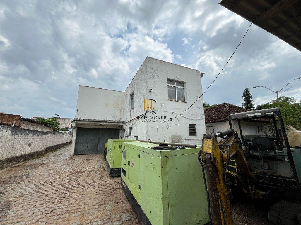 Geminado no bairro Glória