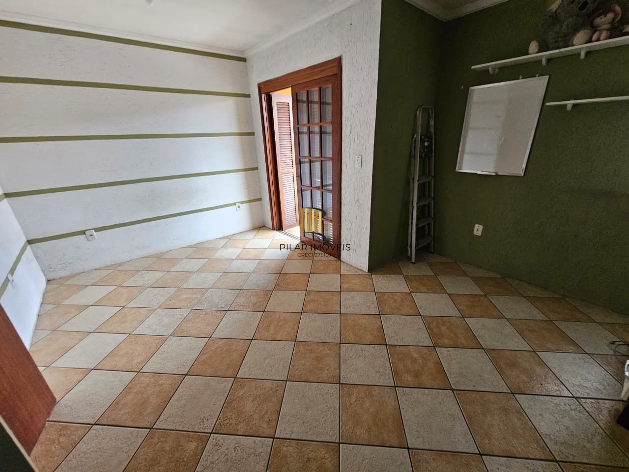 Casa 2 dormitórios no bairro Hípica