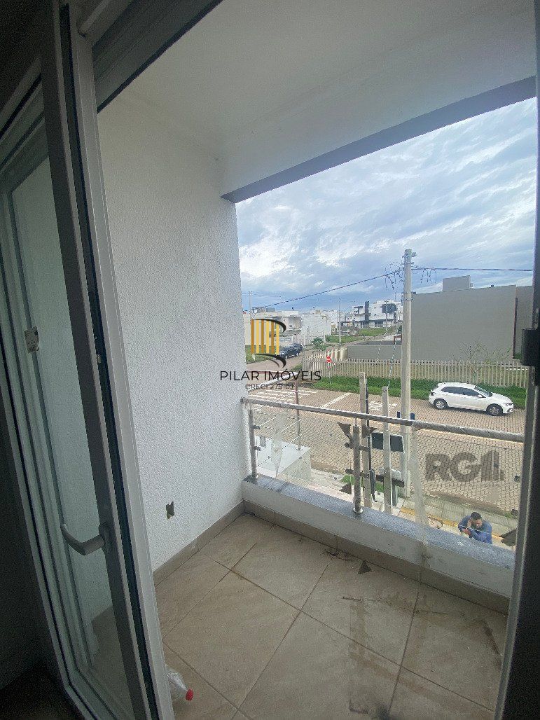 Sobrado 2 dormitórios no bairro Hípica