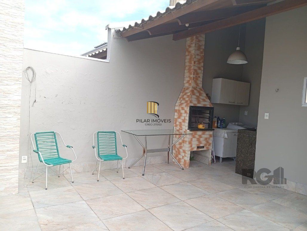 Casa 2 dormitórios no bairro Hípica