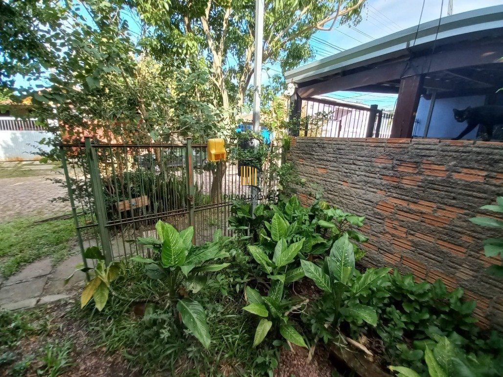 Casa para Venda - 40m², 1 dormitório, 1 vaga - Hípica