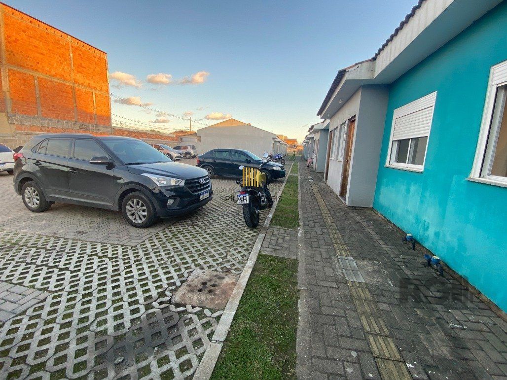 Casa Condominio 2 Dormitório(s) Bairro Ponta Grossa
