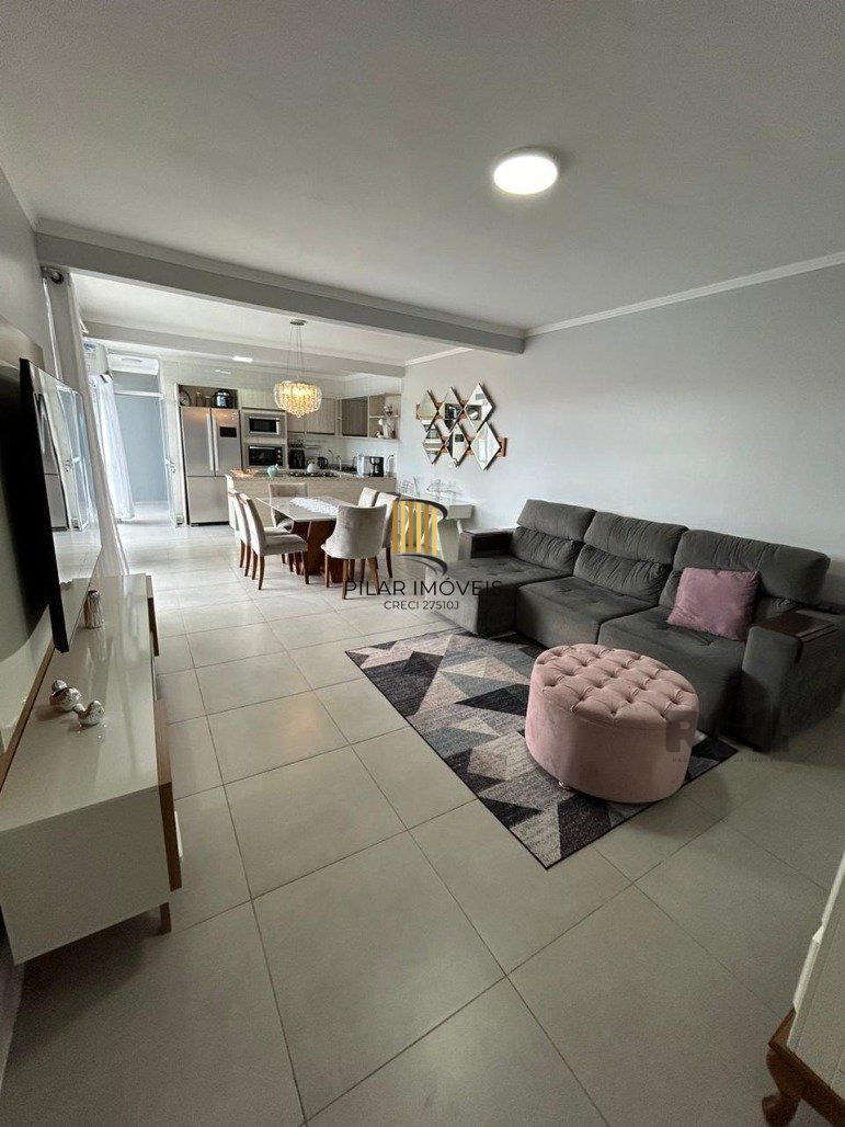 Casa 4 dormitórios no bairro Feitoria