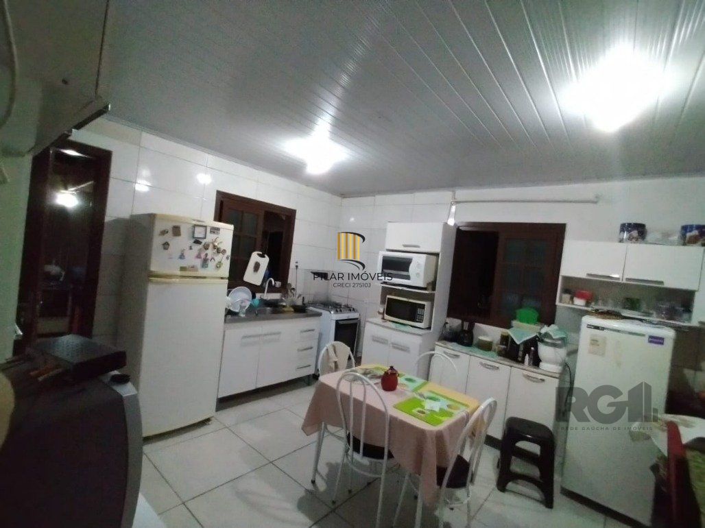 Casa 3 Dormitório(s) Bairro Ponta Grossa