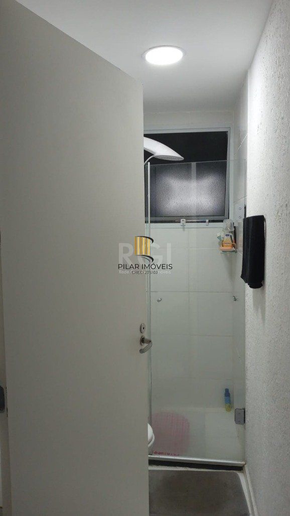 Apartamento para Venda - 40.98m², 2 dormitórios, 1 vaga - Restinga