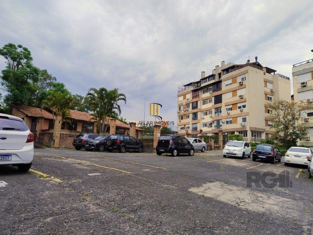 Apartamento 2 dormitórios no bairro Cavalhada
