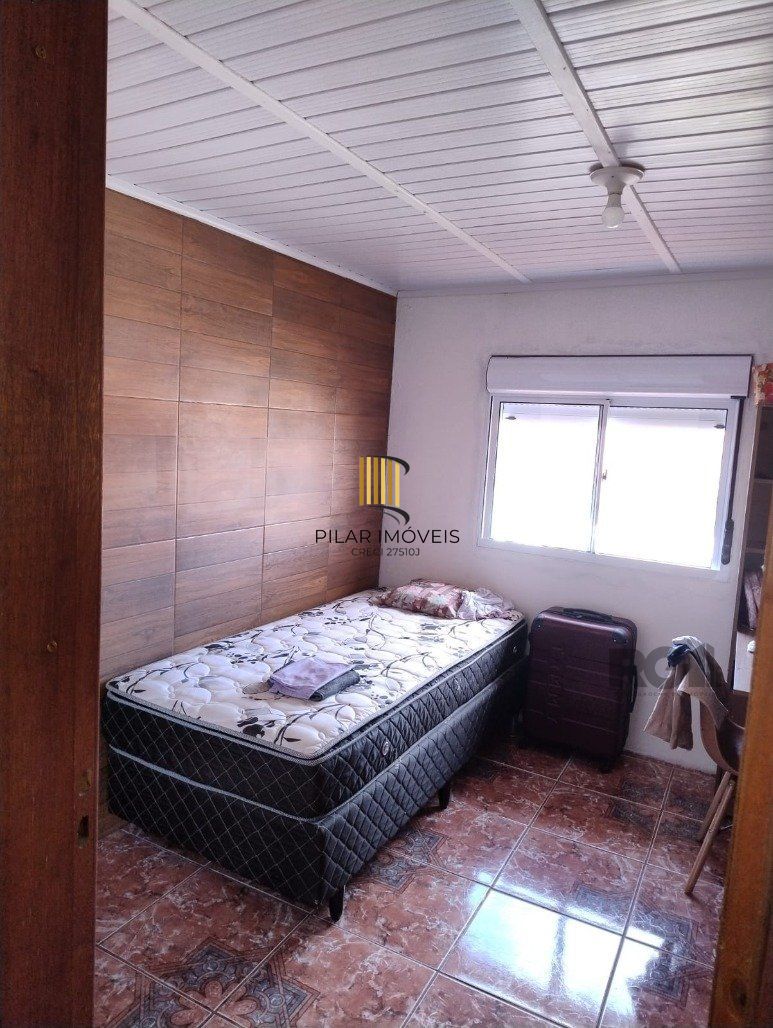 Casa 4 Dormitório(s) Bairro Hípica