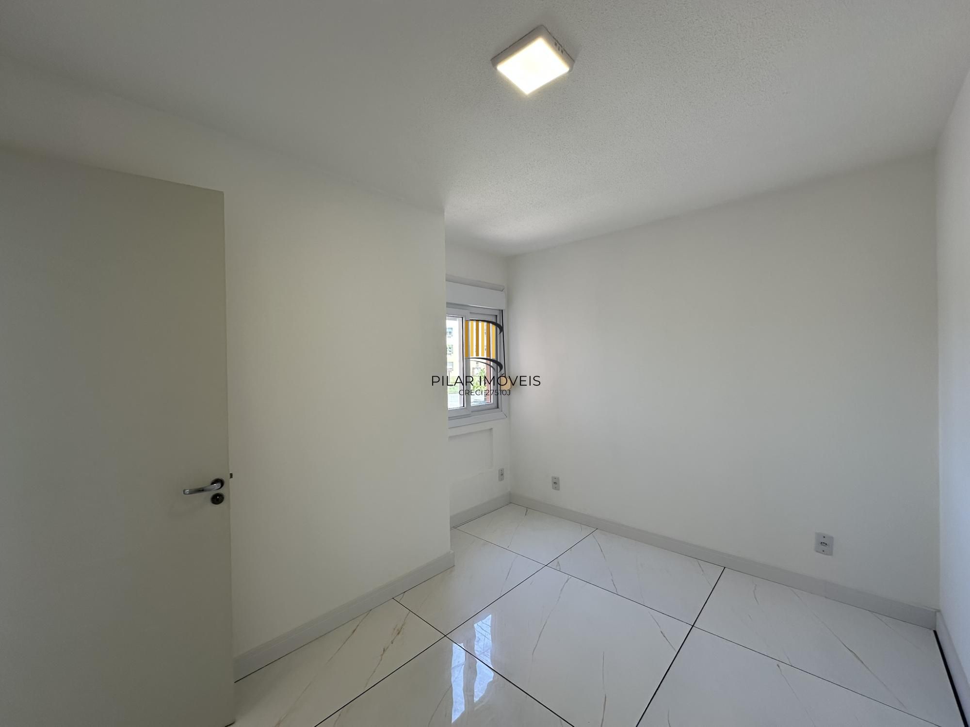 Apartamento 2 dormitórios no bairro Restinga