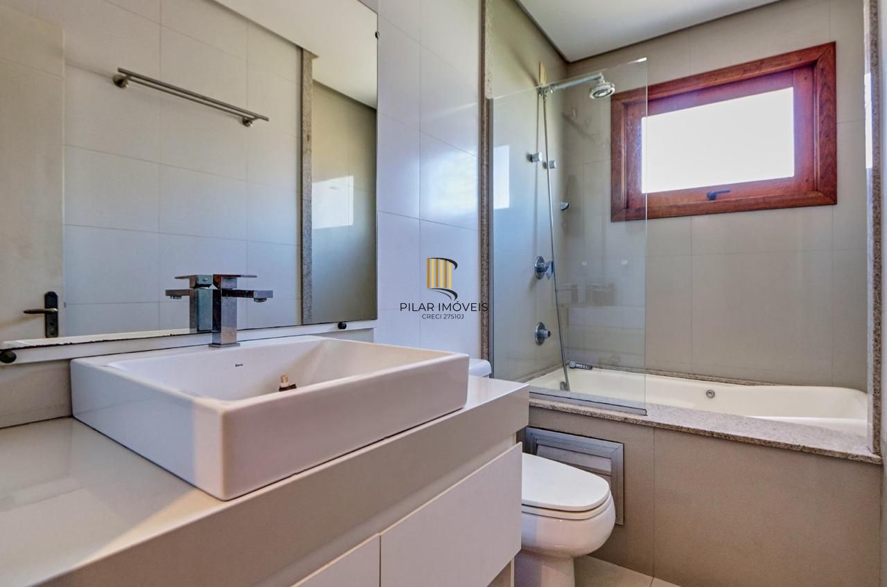 Casa de Condomínio 3 dormitórios no bairro Vila Nova