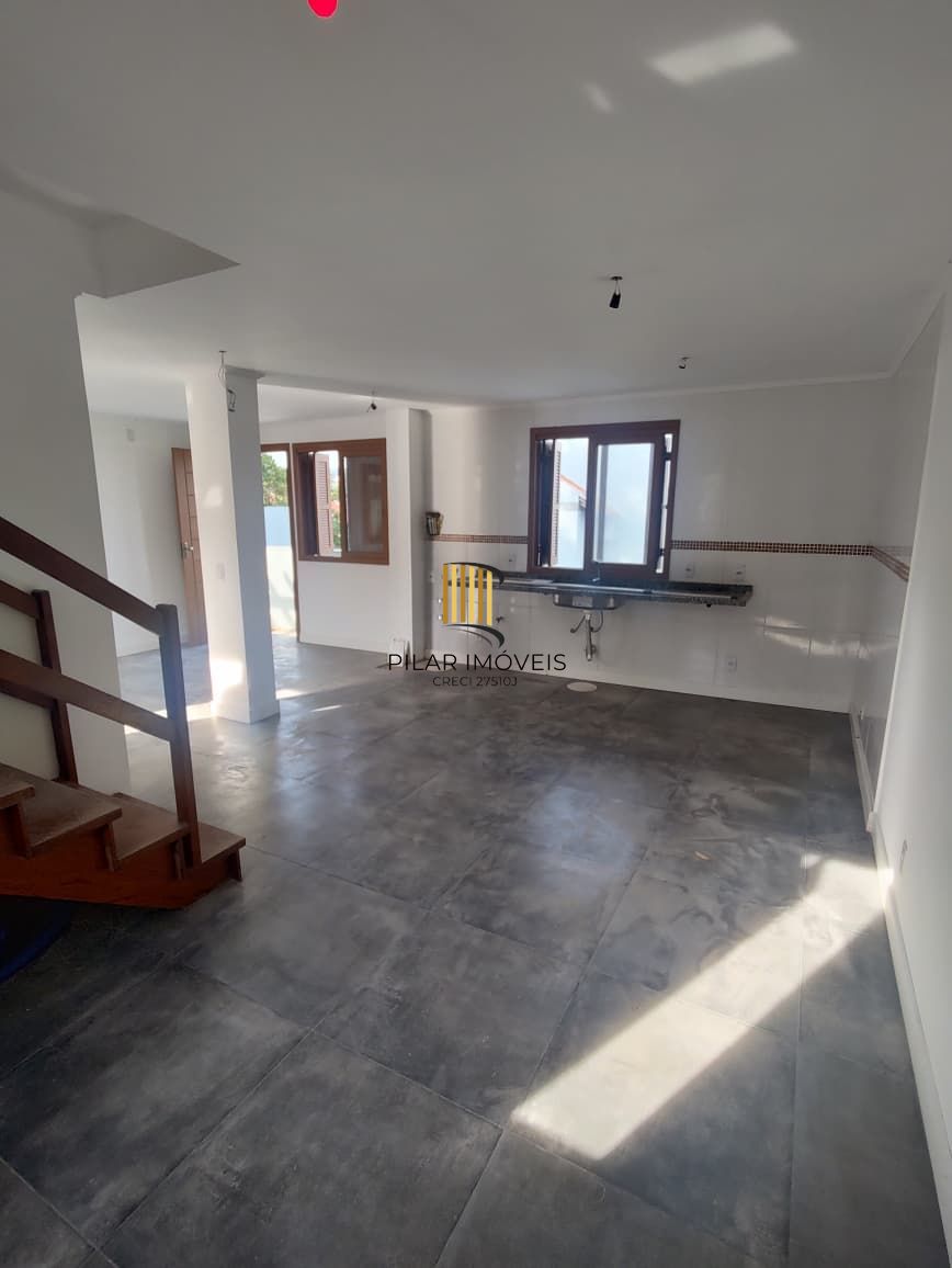Casa em Condomínio Fechado Diferenciada na ZS