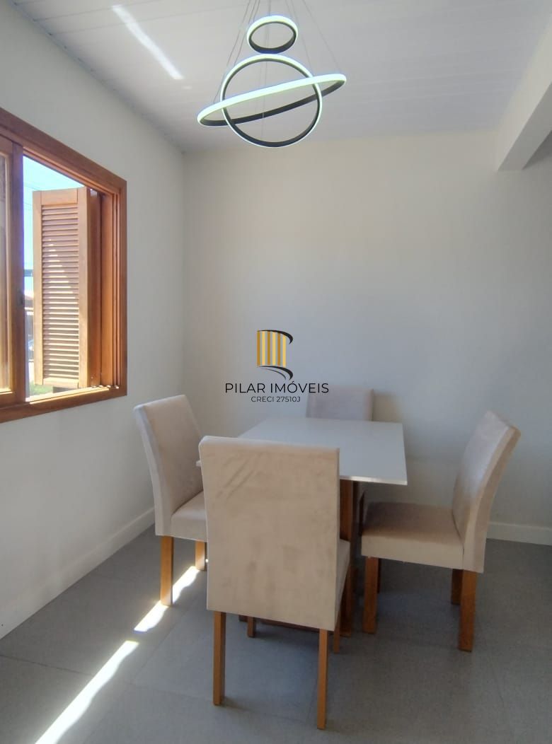 Casa 3 dormitórios no bairro Hípica