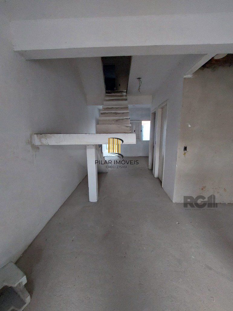 Sobrado 3 dormitórios no bairro Vila Nova