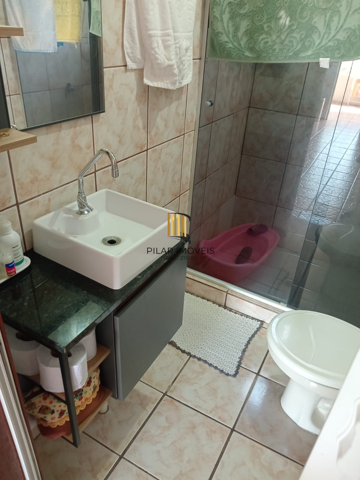 Casa 4 dormitórios no bairro Restinga