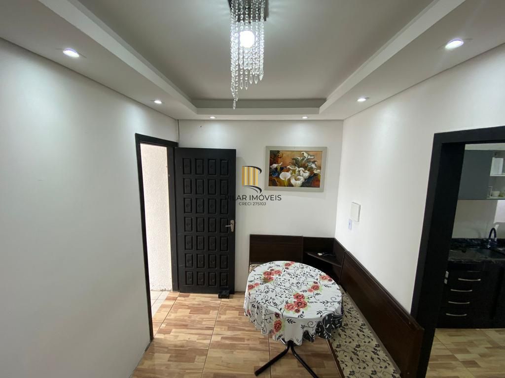 Casa 3 dormitórios no bairro Hípica